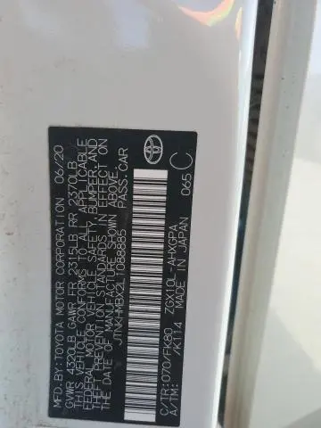 2020 TOYOTA C-HR XLE  