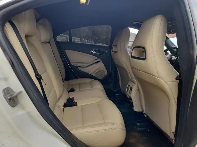 2014 MERCEDES-BENZ CLA 250  