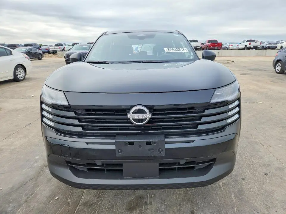2026 NISSAN KICKS   