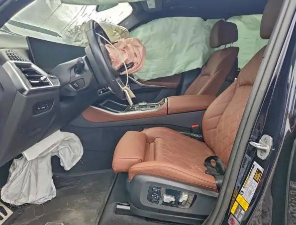 2024 BMW X5 XDRIVE50E  