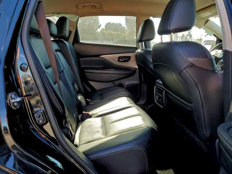 2018 NISSAN MURANO S  