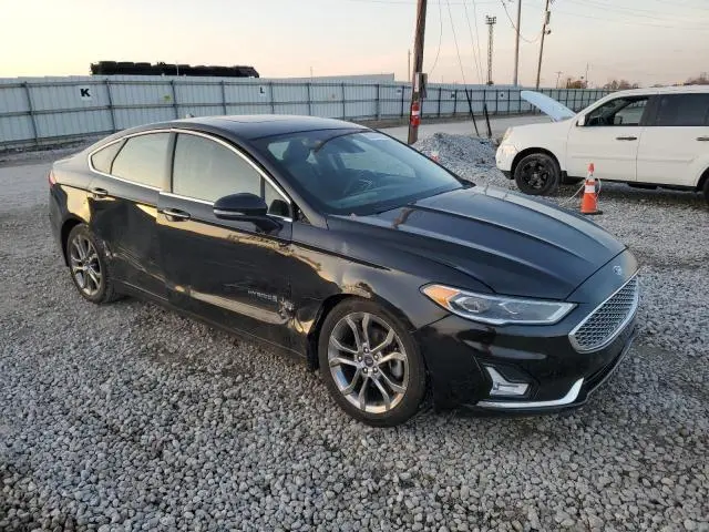 2019 FORD FUSION TITANIUM  