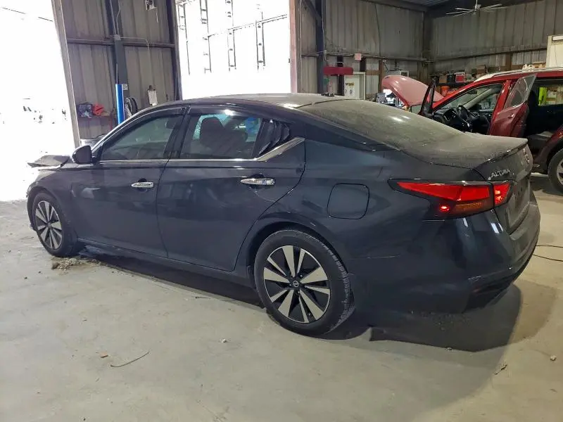 2019 NISSAN ALTIMA SL  
