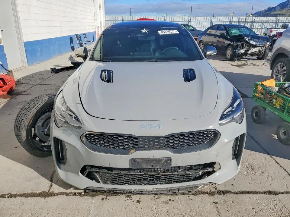 2022 KIA STINGER GT1  