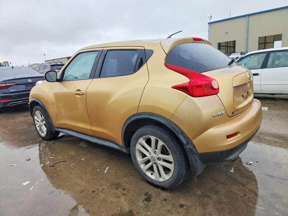 2014 NISSAN JUKE S  