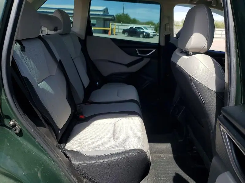 2022 SUBARU FORESTER   