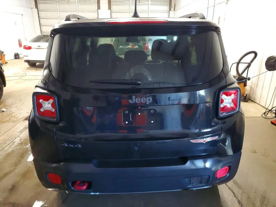 2017 JEEP RENEGADE TRAILHAWK  