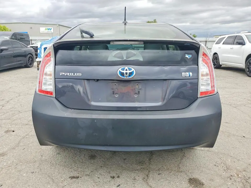 2015 TOYOTA PRIUS FOUR  