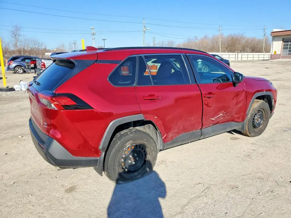 2021 TOYOTA RAV4 LE  