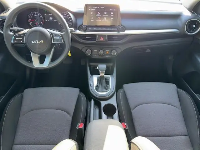 2022 KIA FORTE FE