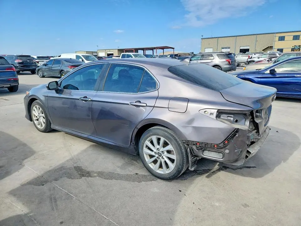 2022 TOYOTA CAMRY LE  