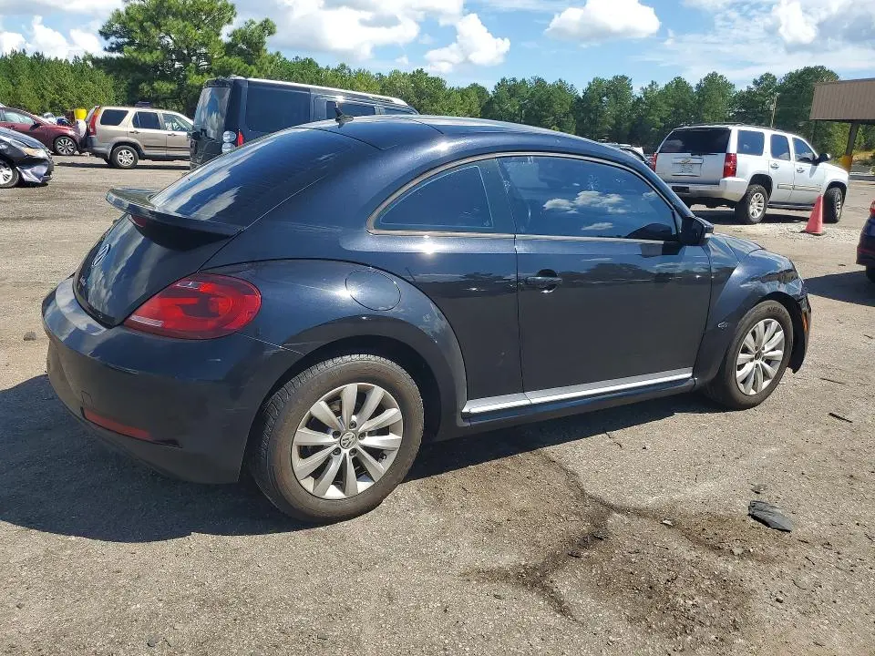 2019 VOLKSWAGEN BEETLE S  