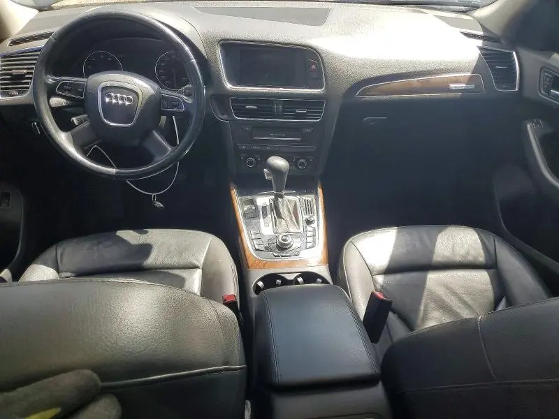 2010 AUDI Q5 PREMIUM PLUS  