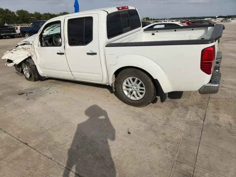 2021 NISSAN FRONTIER S  