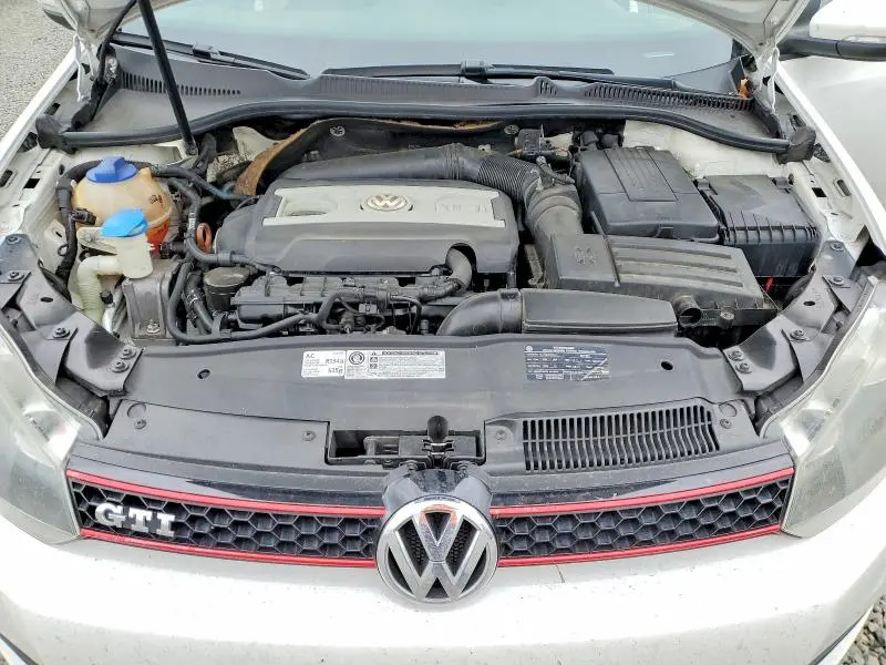 2011 VOLKSWAGEN GTI   