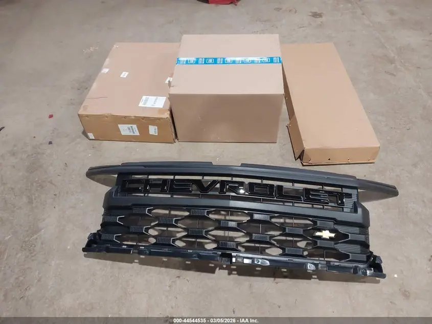 2023 CHEVROLET SILVERADO 1500 4WD  SHORT BED CUSTOM