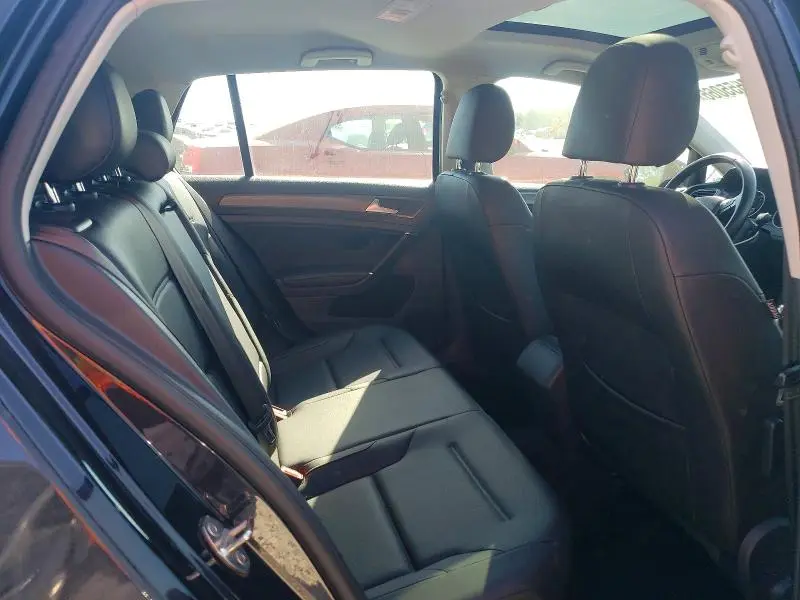 2018 VOLKSWAGEN GOLF S  