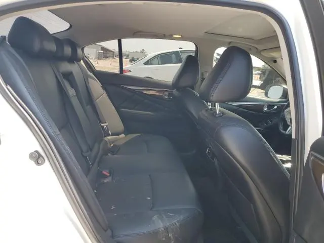 2018 INFINITI Q50 LUXE
