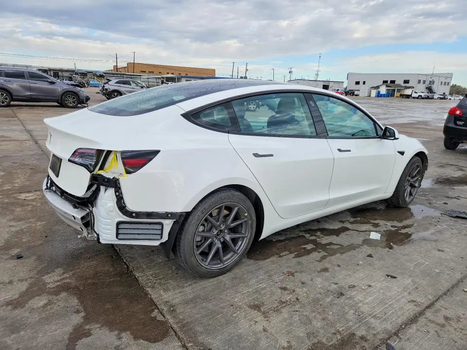 2021 TESLA MODEL 3   