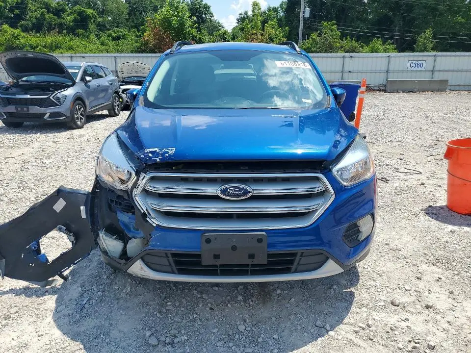 2018 FORD ESCAPE SE  