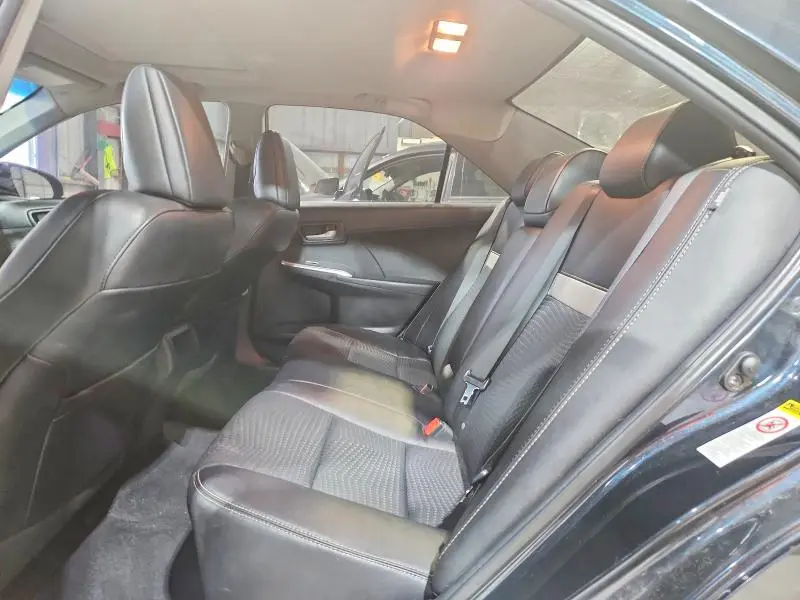 2013 TOYOTA CAMRY SE  