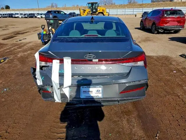 2024 HYUNDAI ELANTRA SEL  