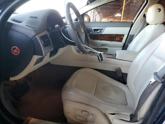 2010 JAGUAR XF PREMIUM  