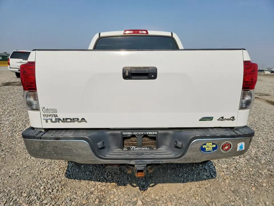 2013 TOYOTA TUNDRA CREWMAX SR5  