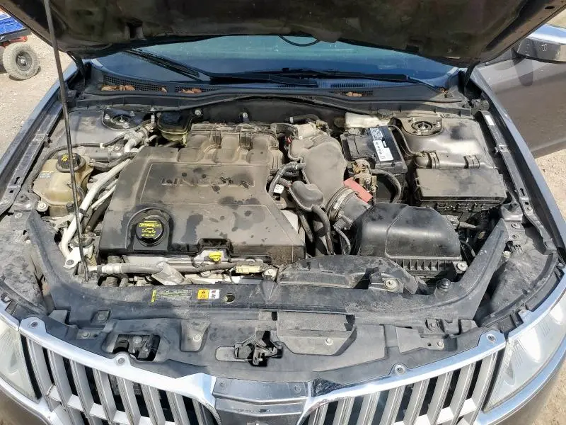 2011 LINCOLN MKZ   