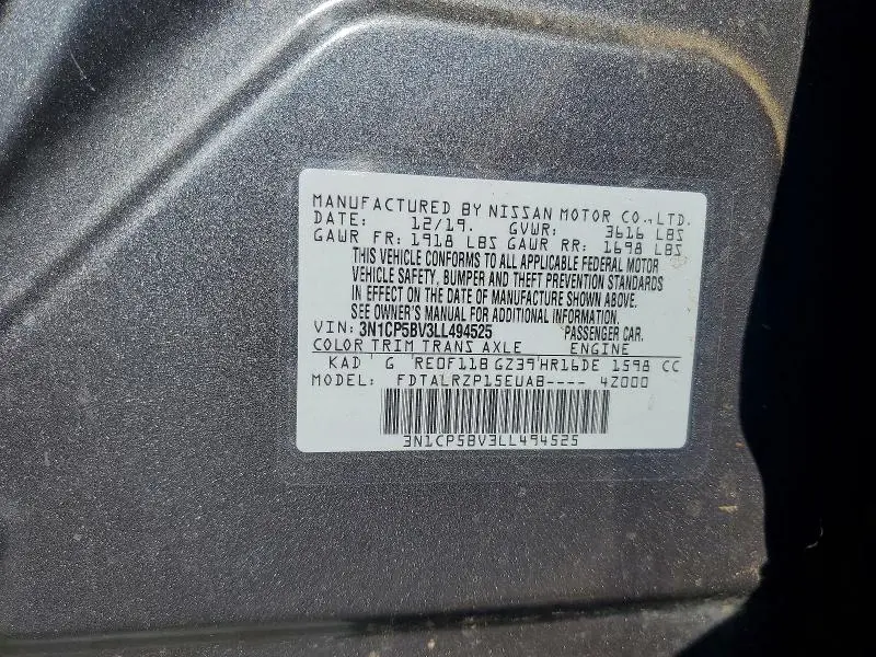 2020 NISSAN KICKS S  