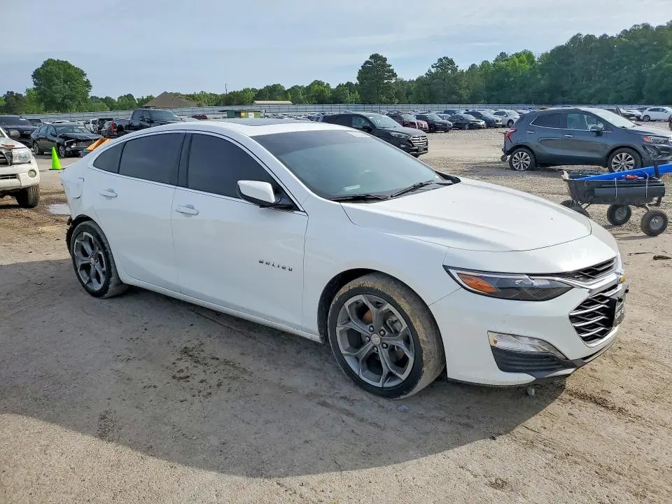 2021 CHEVROLET MALIBU LT  