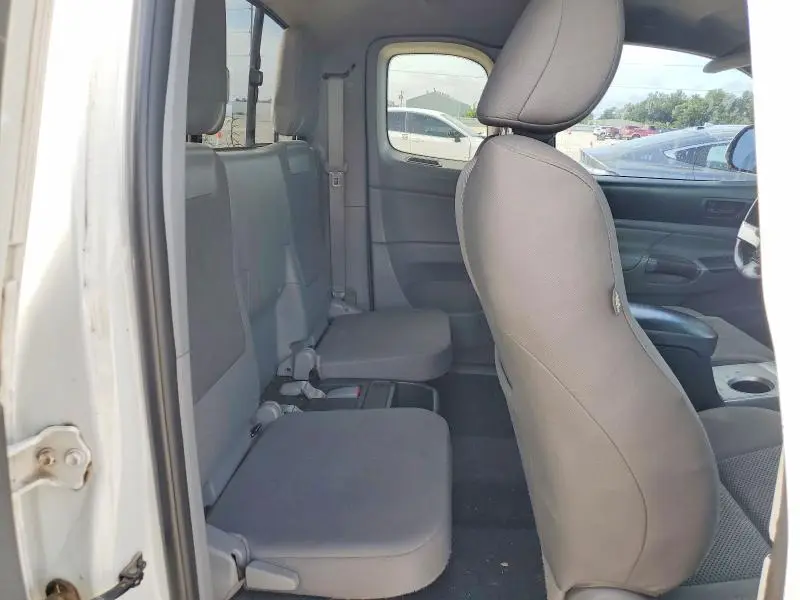 2015 TOYOTA TACOMA V6  