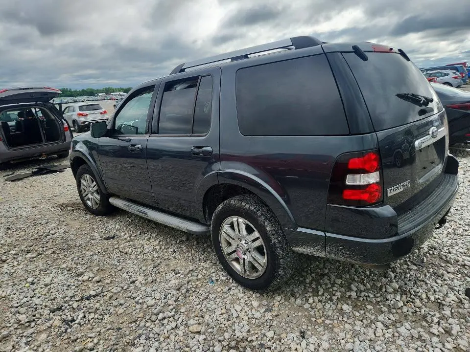 2010 FORD EXPLORER LIMITED  