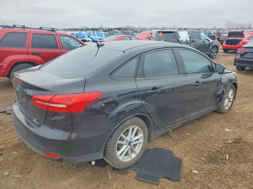 2016 FORD FOCUS SE  