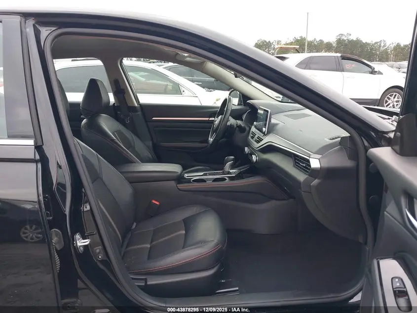 2024 NISSAN ALTIMA SR FWD