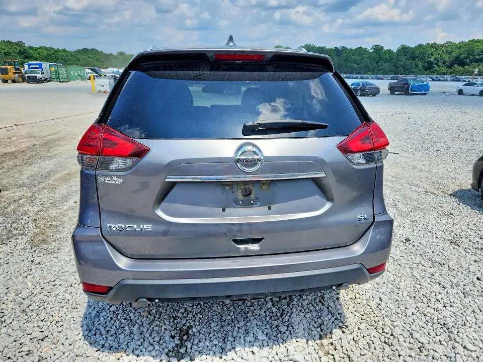 2018 NISSAN ROGUE SL  
