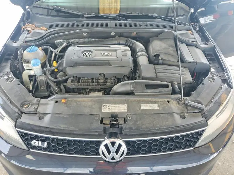 2013 VOLKSWAGEN JETTA GLI  