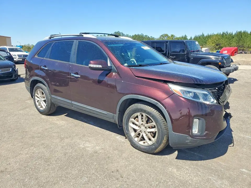 2015 KIA SORENTO LX  