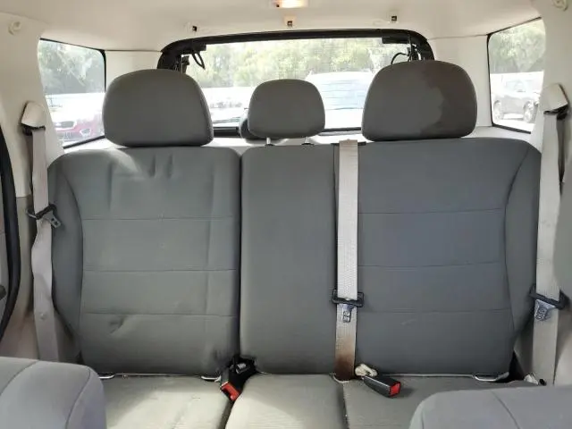 2011 FORD ESCAPE XLS  