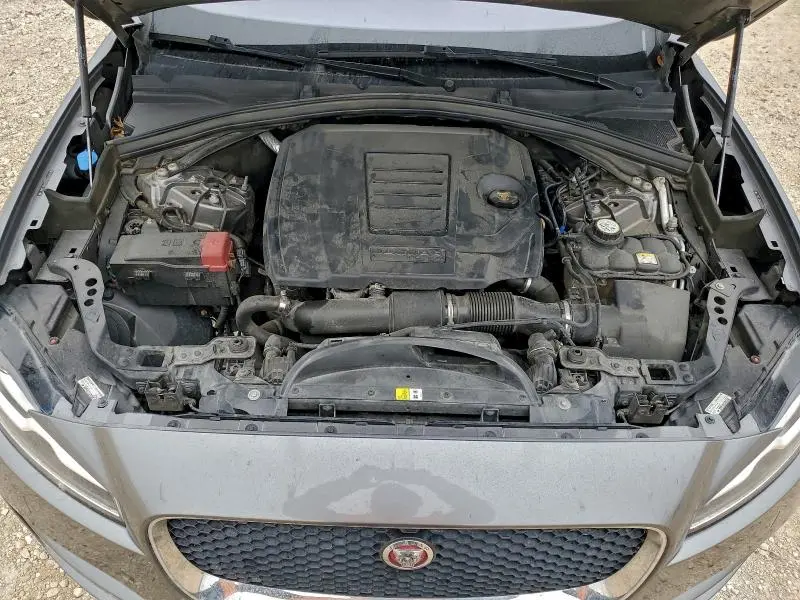 2018 JAGUAR F-PACE PRESTIGE  