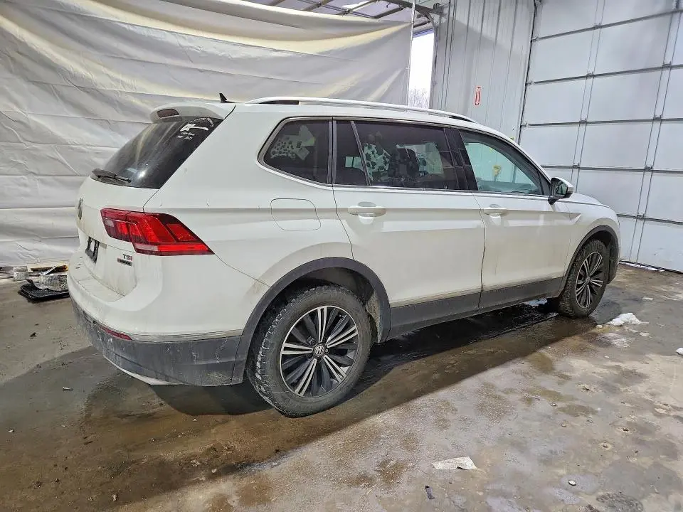 2018 VOLKSWAGEN TIGUAN SE  