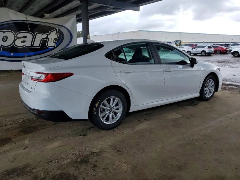 2025 TOYOTA CAMRY LE  