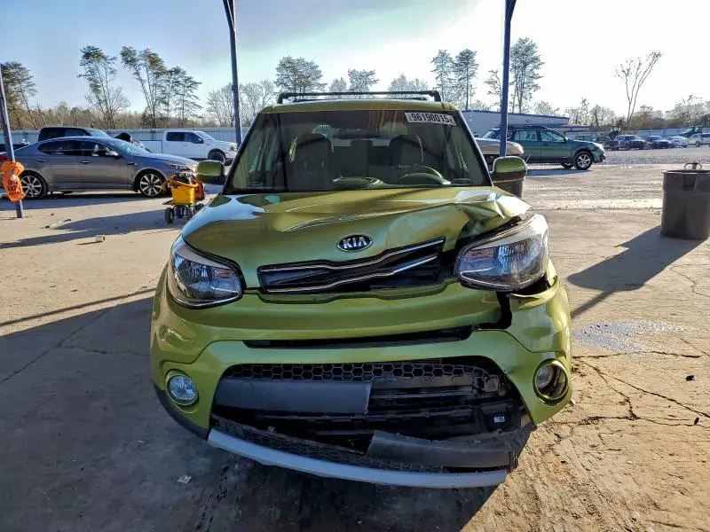 2019 KIA SOUL +  