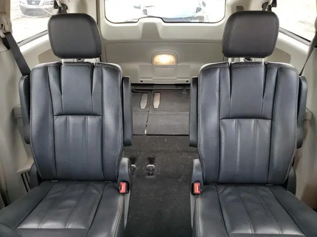 2013 CHRYSLER TOWN & COUNTRY TOURING  