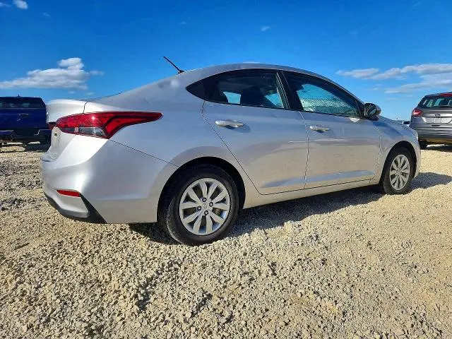 2019 HYUNDAI ACCENT SE  