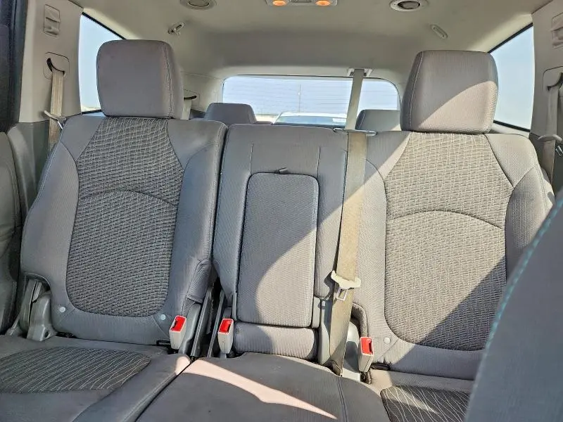 2017 CHEVROLET TRAVERSE LS  