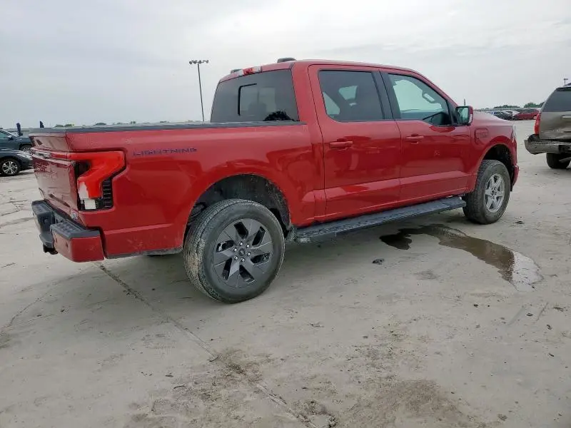 2023 FORD F150 LIGHTNING PRO  
