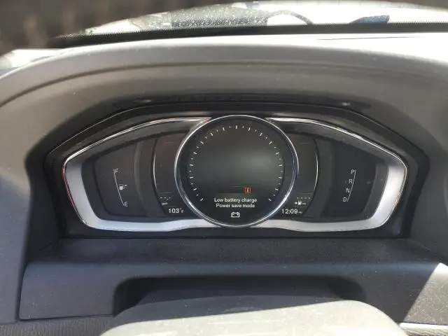 2017 VOLVO XC60 T5 DYNAMIC  