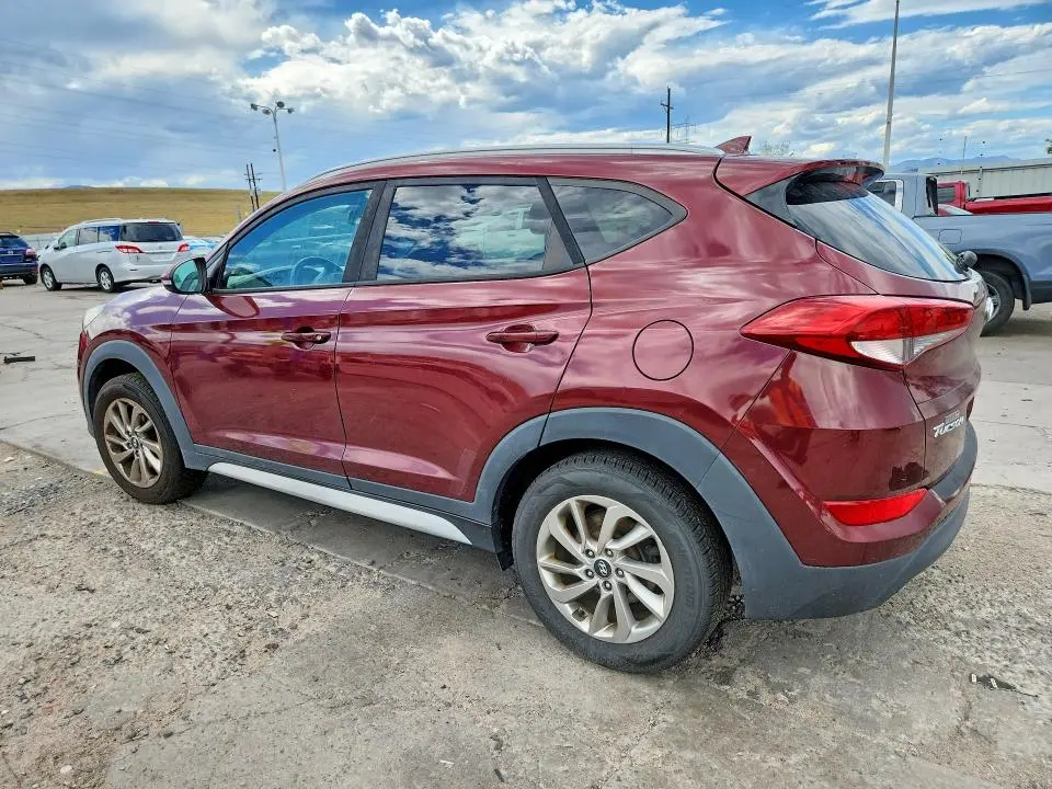 2017 HYUNDAI TUCSON SE PLUS  