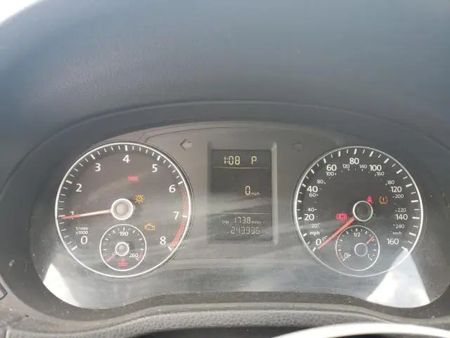 2013 VOLKSWAGEN PASSAT S